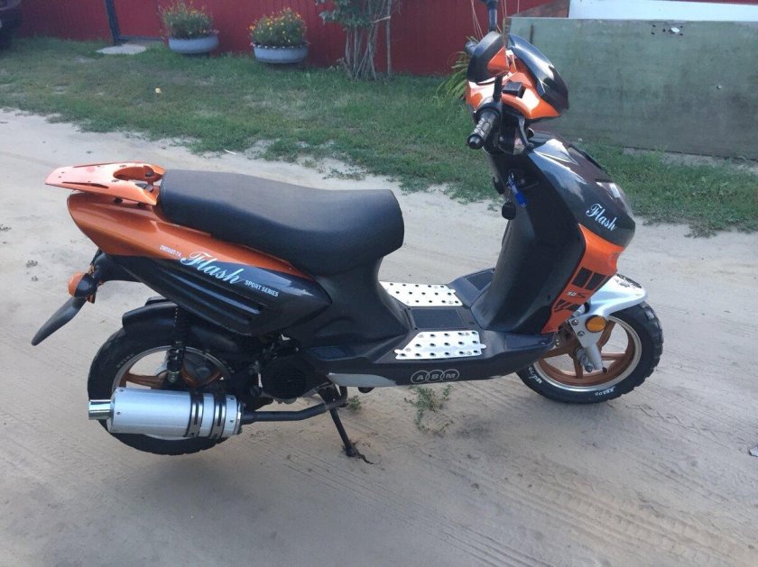 Скутер АБМ 150 кубов