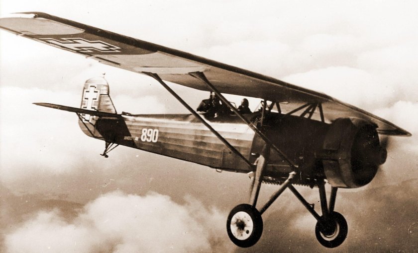 Antanas Gustaitis (самолёт разведчик Anbo)