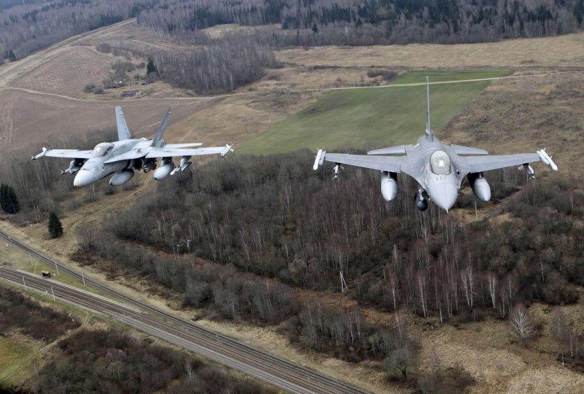 Военные самолеты Литвы