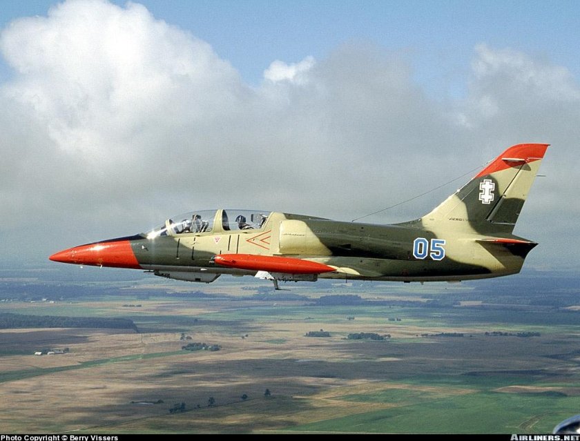 Самолет л-39 Альбатрос