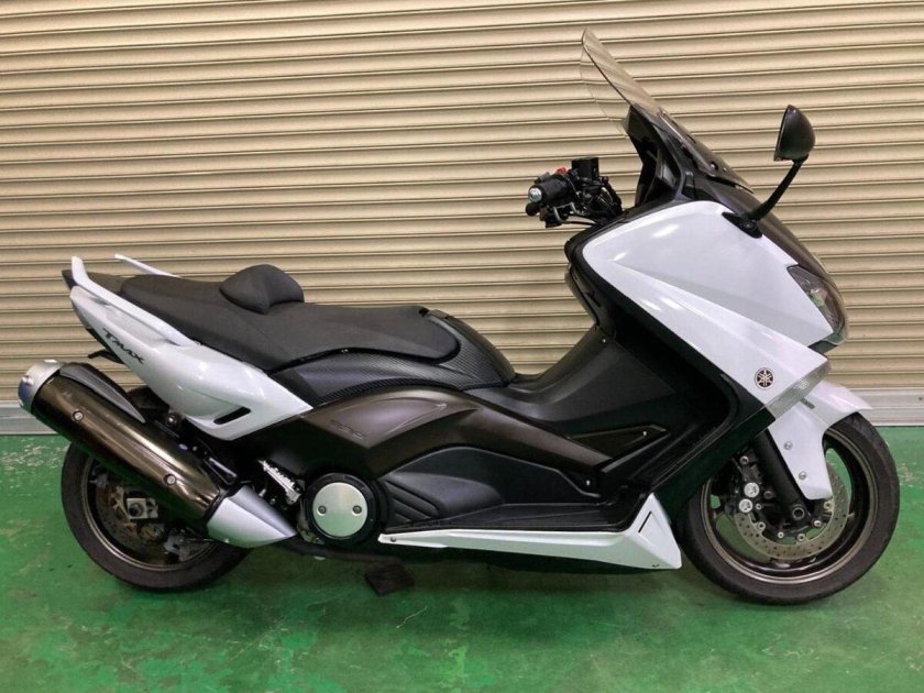 Yamaha t max 530