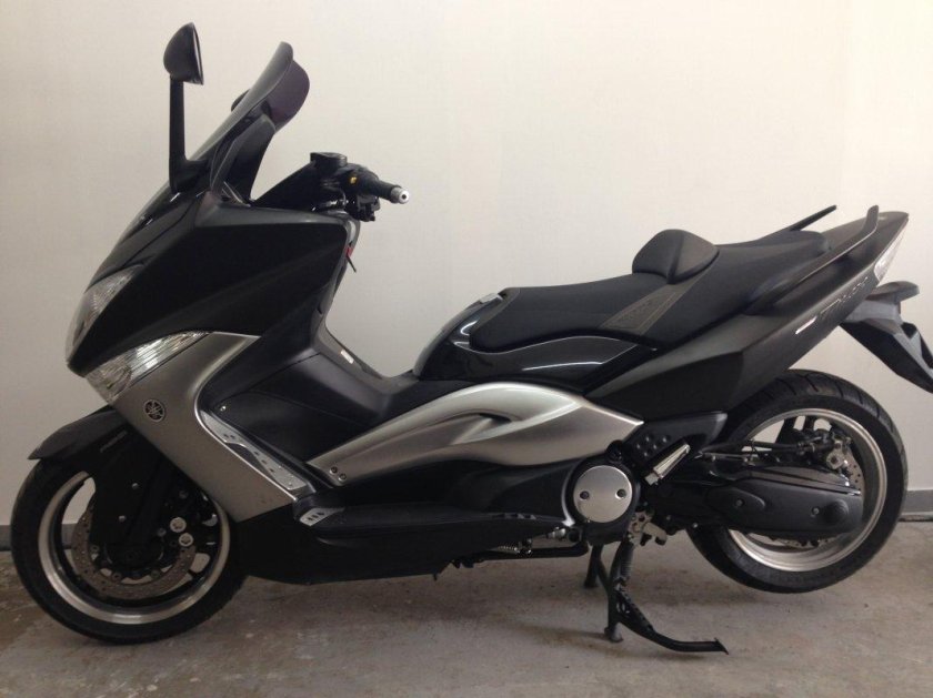 Yamaha TMAX Tech Max