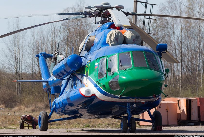 Ми-8 вертолёт