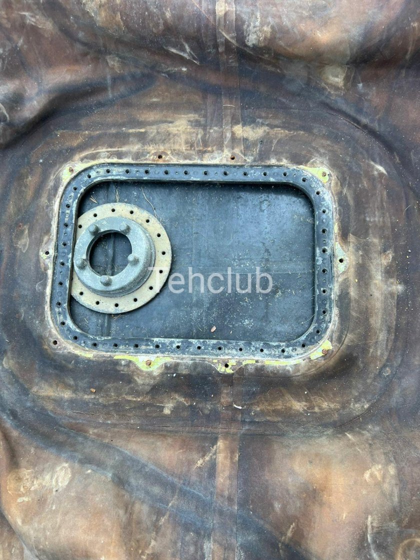 Топливный бак вертолета