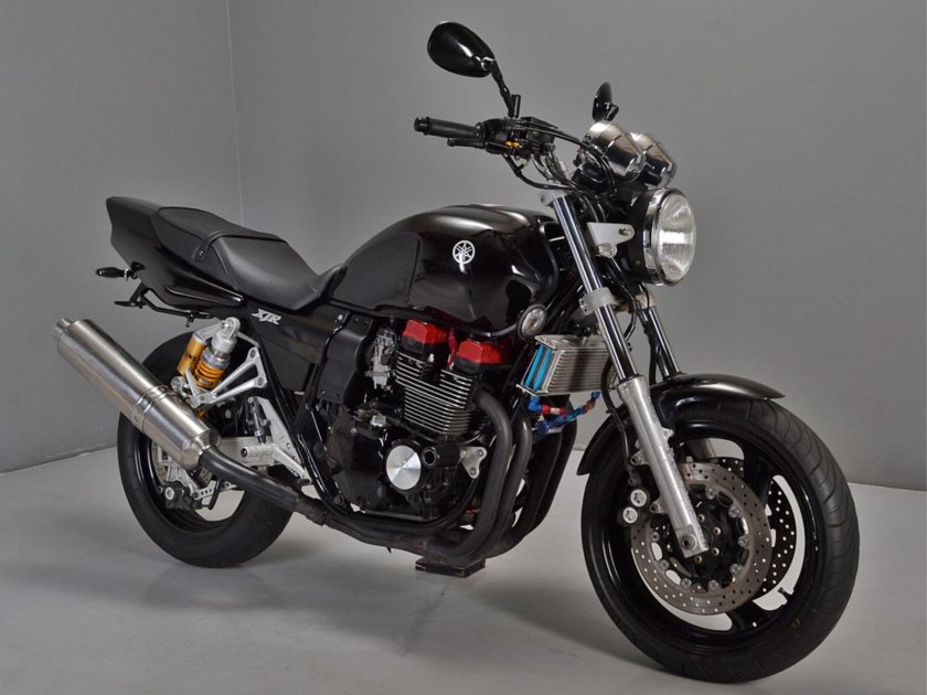 Yamaha xjr 400 r 2