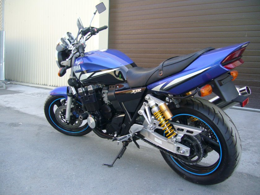 Ямаха xjr400r