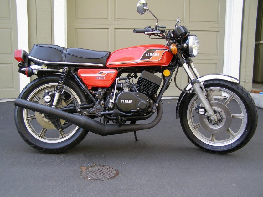 Yamaha rd400