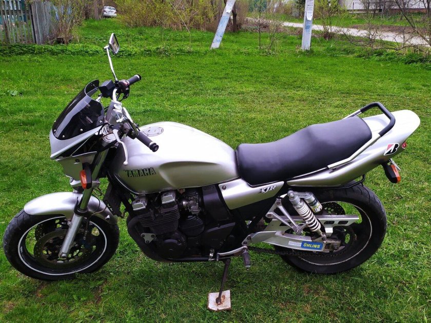 Yamaha xjr-400 1997 год