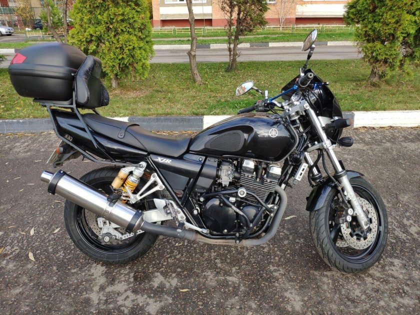 XJR 400