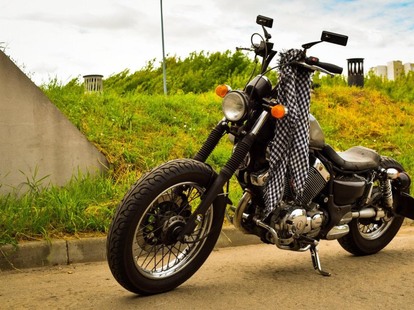 Yamaha XV 400 Virago