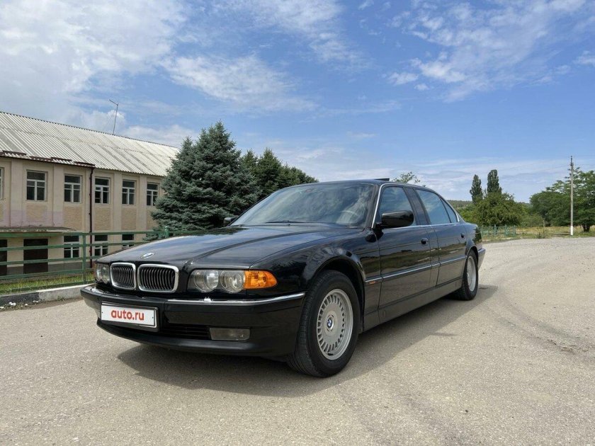 Бмв 7 2001 года