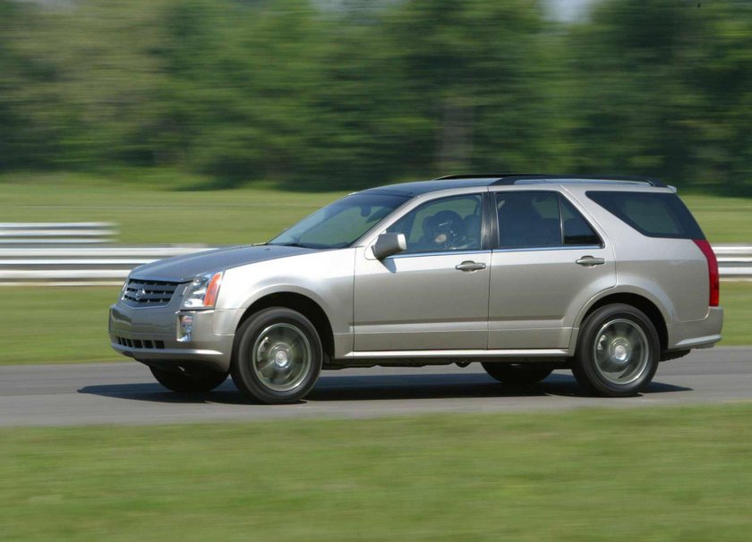 Cadillac SRX 2003