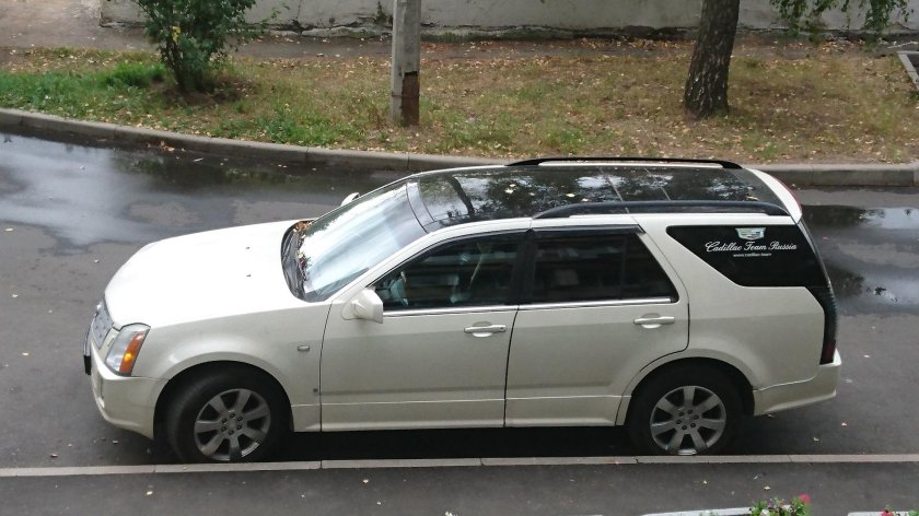 Кадиллак SRX 1