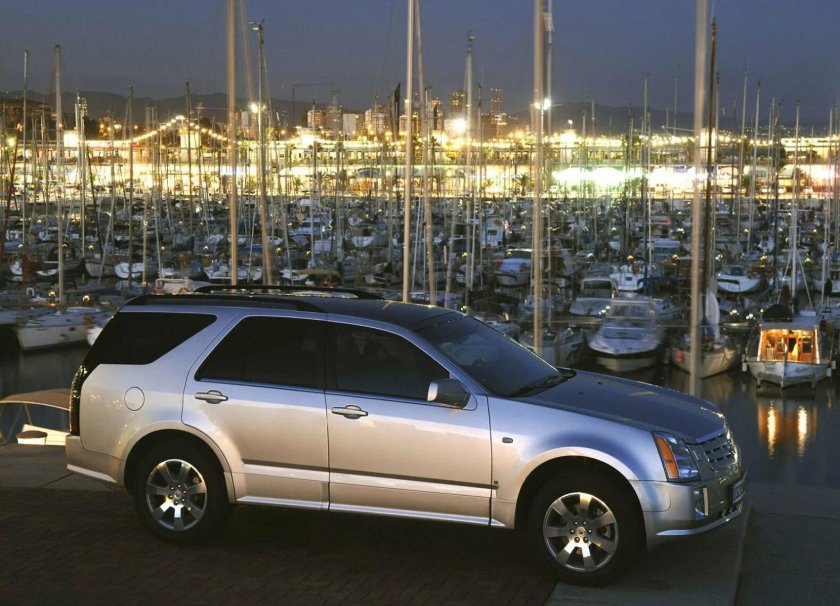 Cadillac SRX 2004