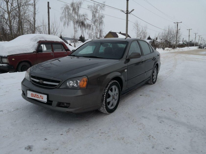 Chevrolet Evanda 2000-2006