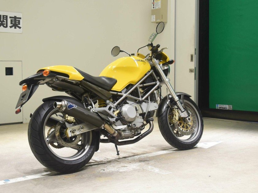 Дукати монстер 900 2002