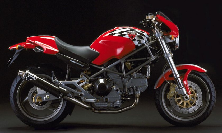 Ducati Monster 900 ie