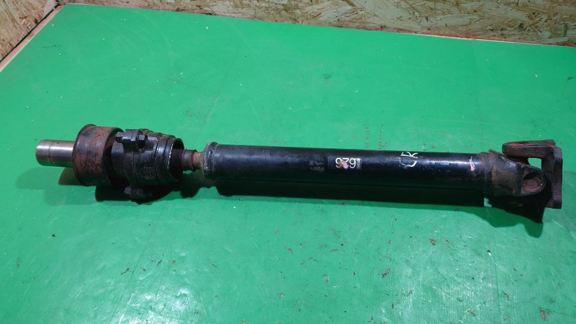 Карданный вал Митсубиси л200