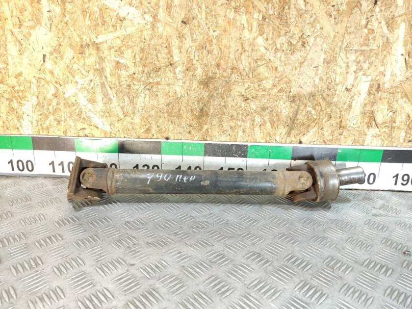 Вал карданный передний