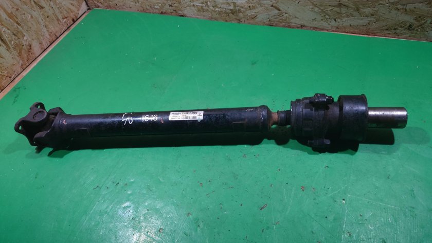 Mitsubishi mr580646 карданный вал передний