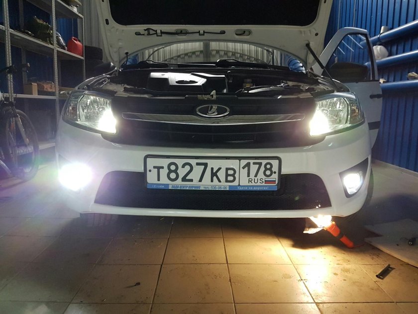 Противотуманные фары Лада Гранта 1