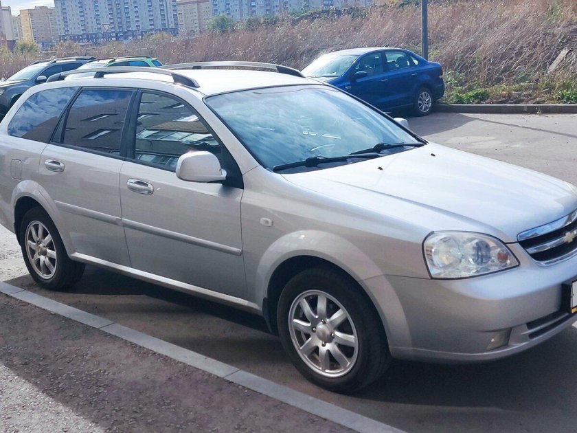 Chevrolet lacetti 2012 универсал