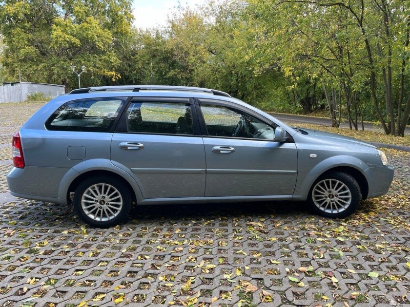 Chevrolet lacetti 2010 универсал