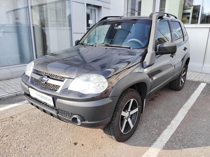 Шевроле Нива 212300