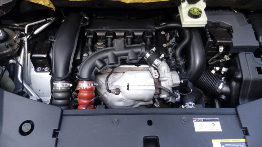 Двигатель Ситроен с4 турбо 150