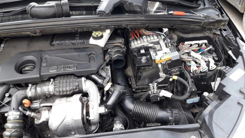 Ситроен с4 аккумулятор