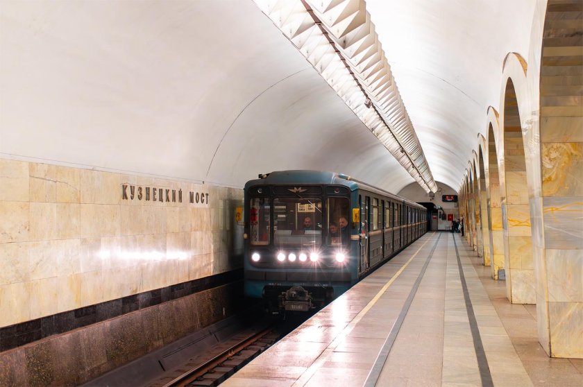 Москва вагон метро