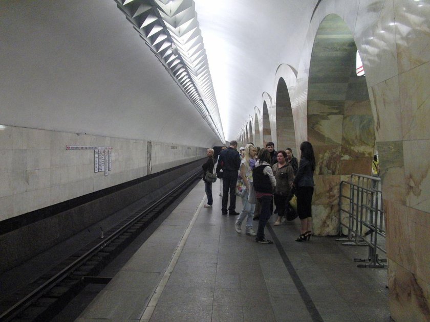 Кузнецкий мост Москва метро