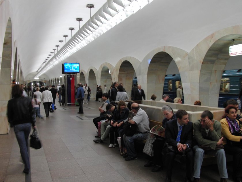 Станция Кузнецкий мост