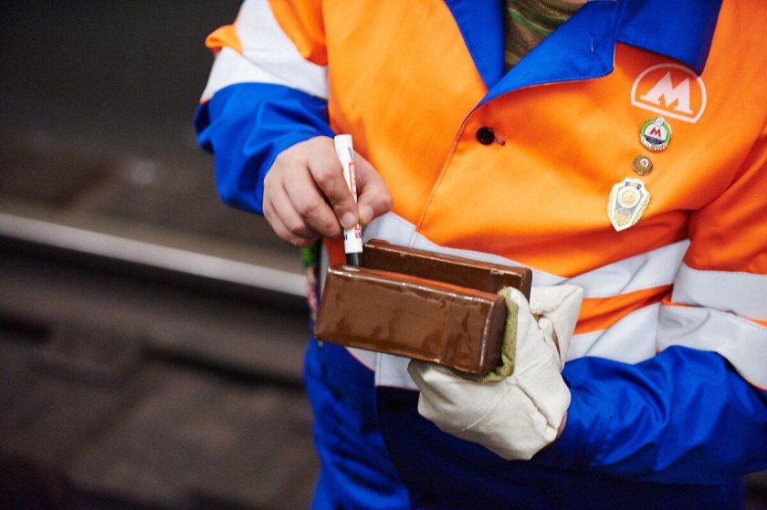 Как отрезать запитаные провода