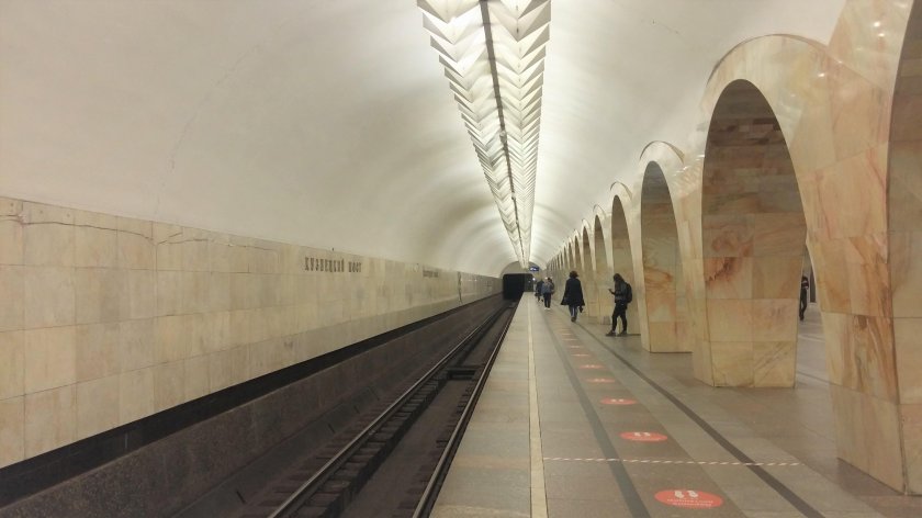 Кузнецкий мост метро