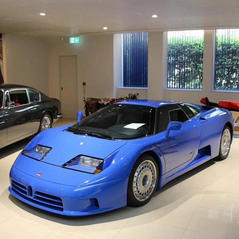 Бугатти eb110