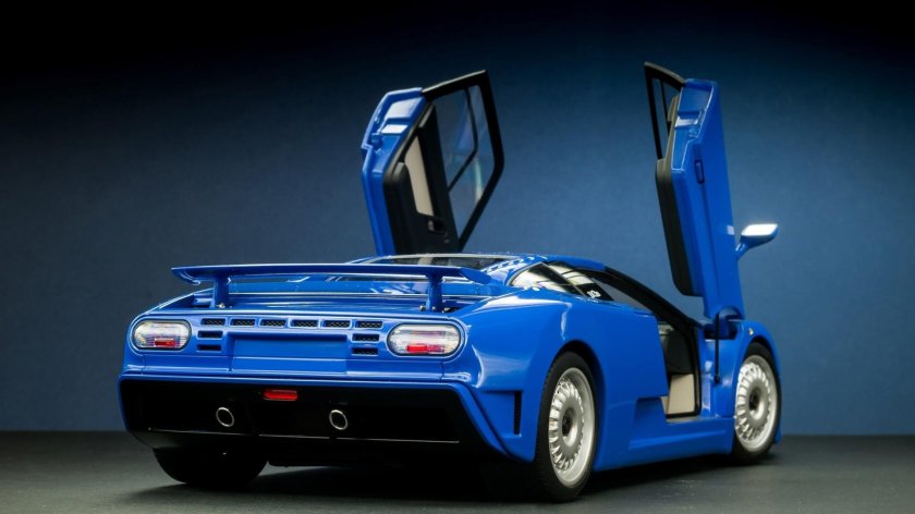 Bugatti eb110