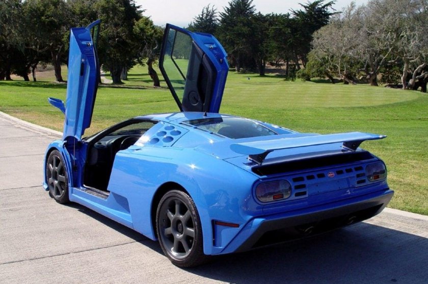 Бугатти eb110