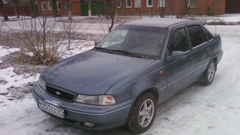 Daewoo Nexia серая