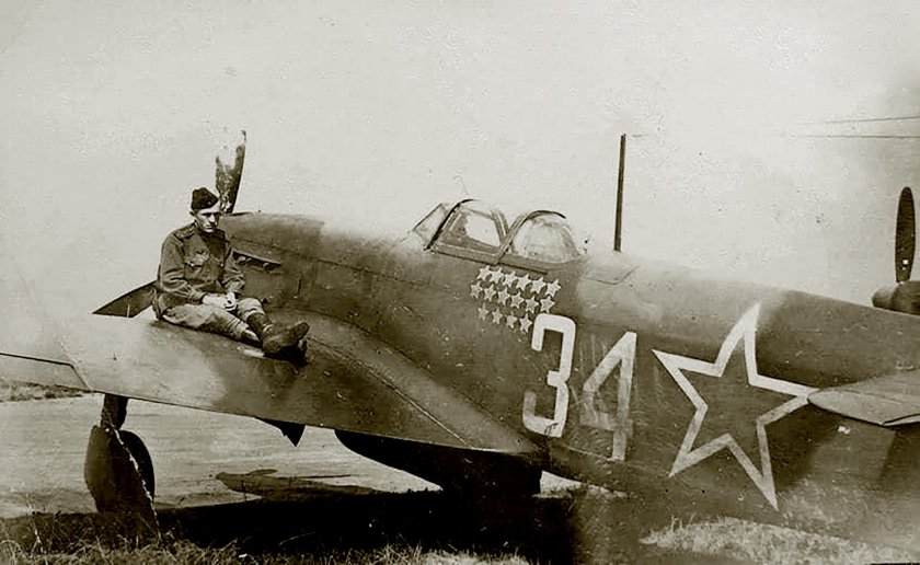 Як-9т истребитель