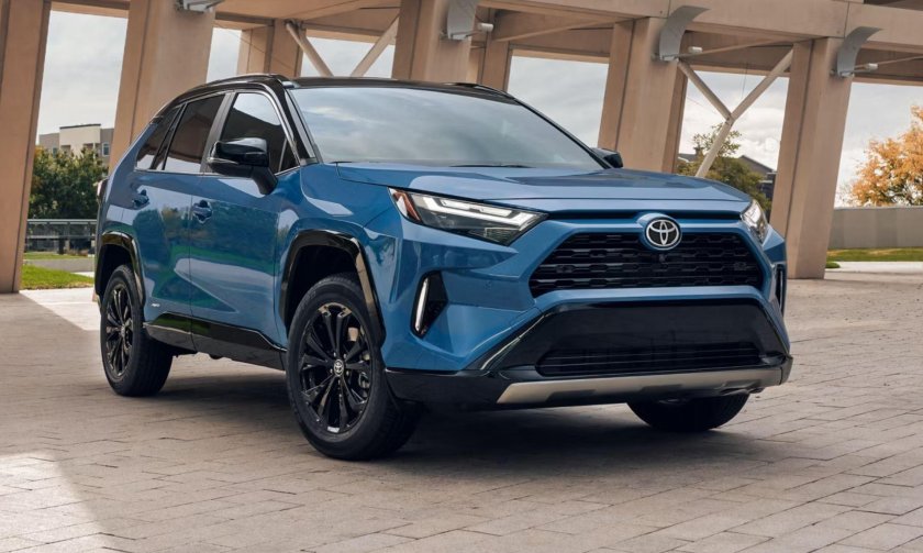 Новая тойота рав 4