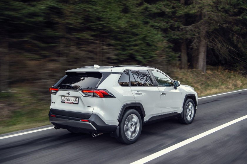 Тойота rav4 2019
