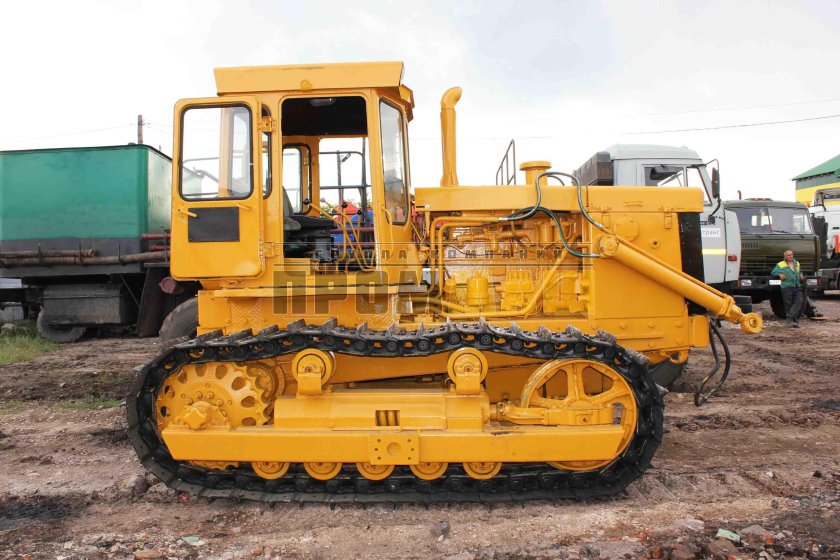Бульдозер ЧТЗ Т-170