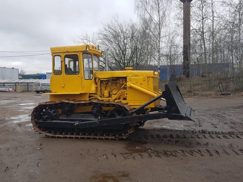 Трактор трелевочный мтч-4