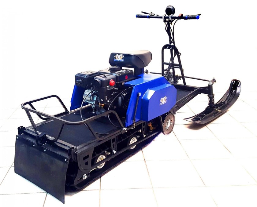 Мотобуксировщик компактный Лидер-Сигма-2, 8,0 л.с., с лыжным модулем