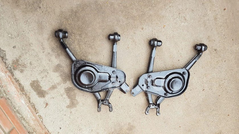 Нижний рычаг Нива Шевроле