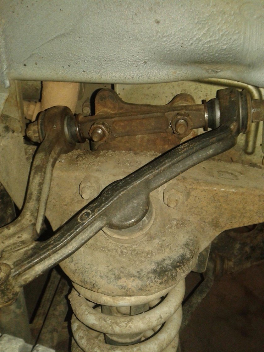 Сайлентблоки рычагов Нива Шевроле