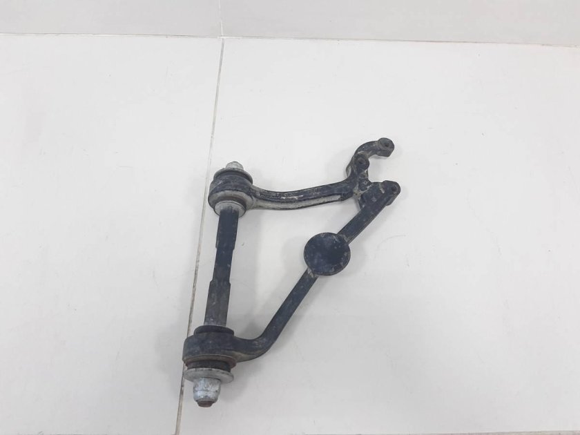Передний верхний рычаг Нива Шевроле