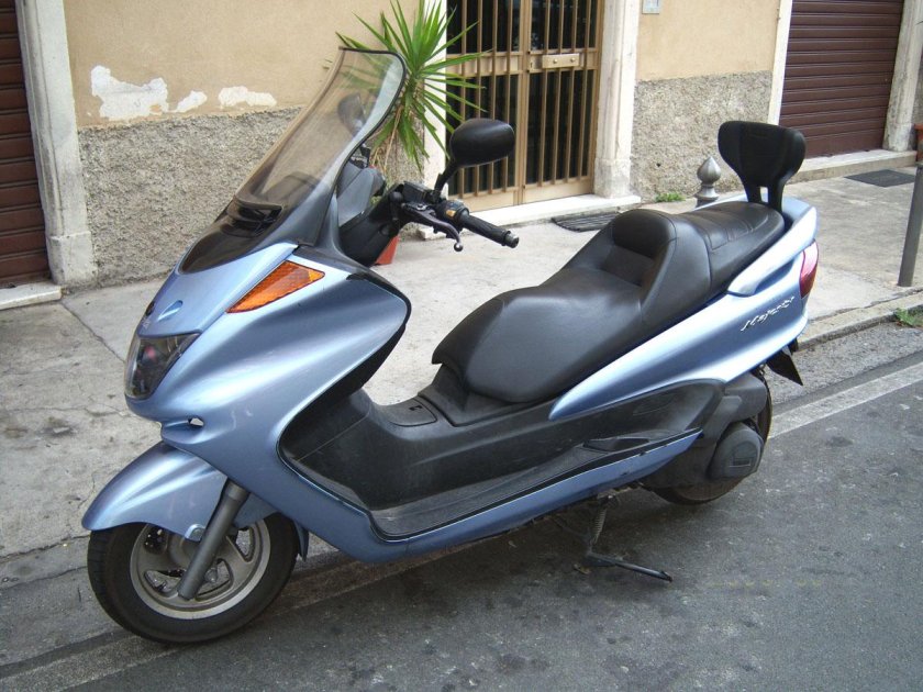 Yamaha Majesty 250