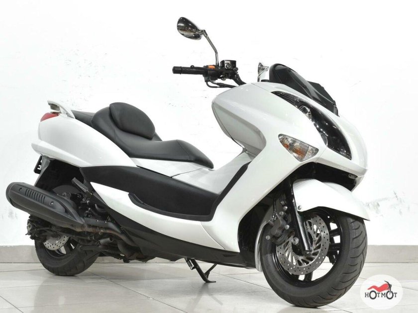 Ямаха маджести 250